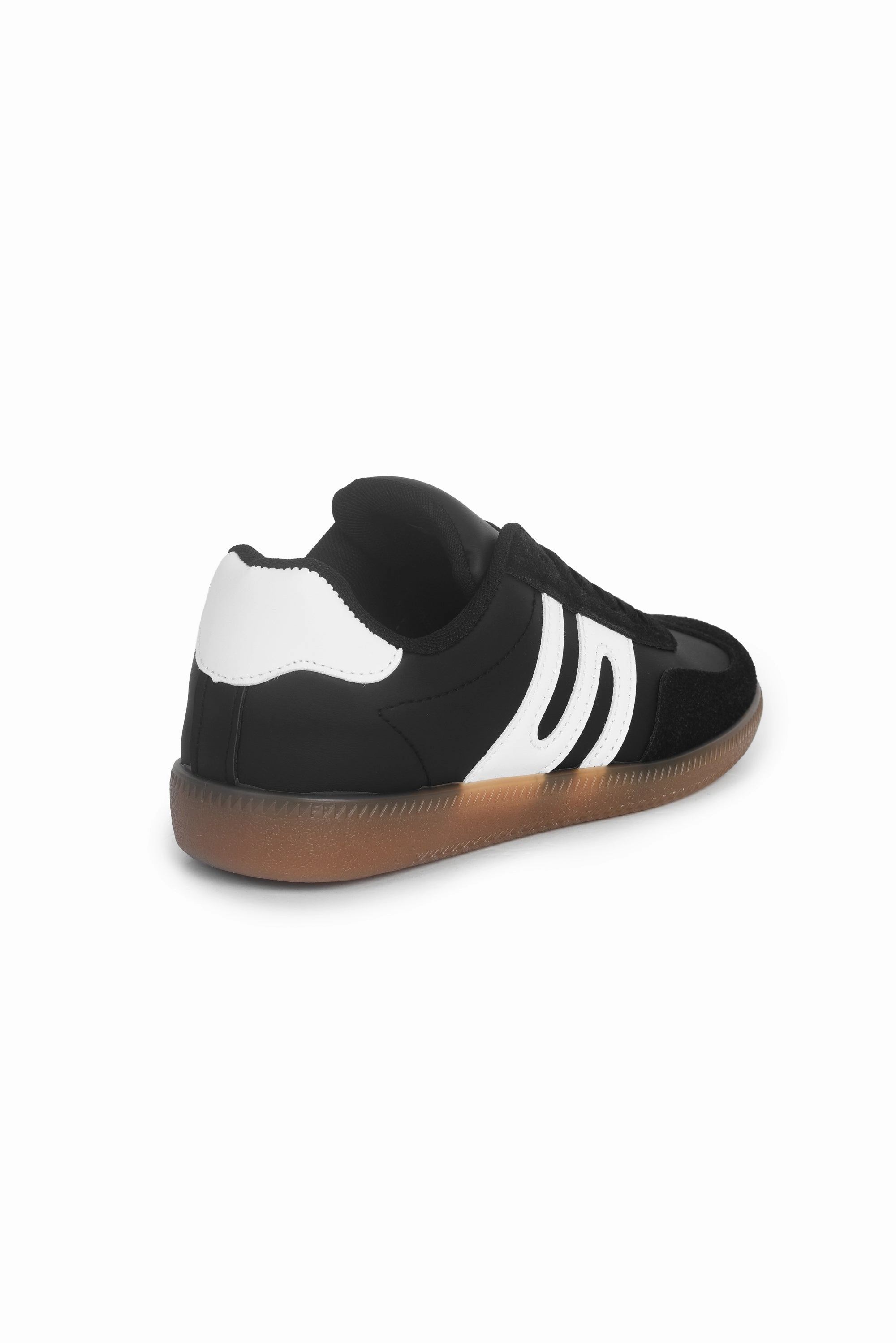 01-5332 Flat Sneaker