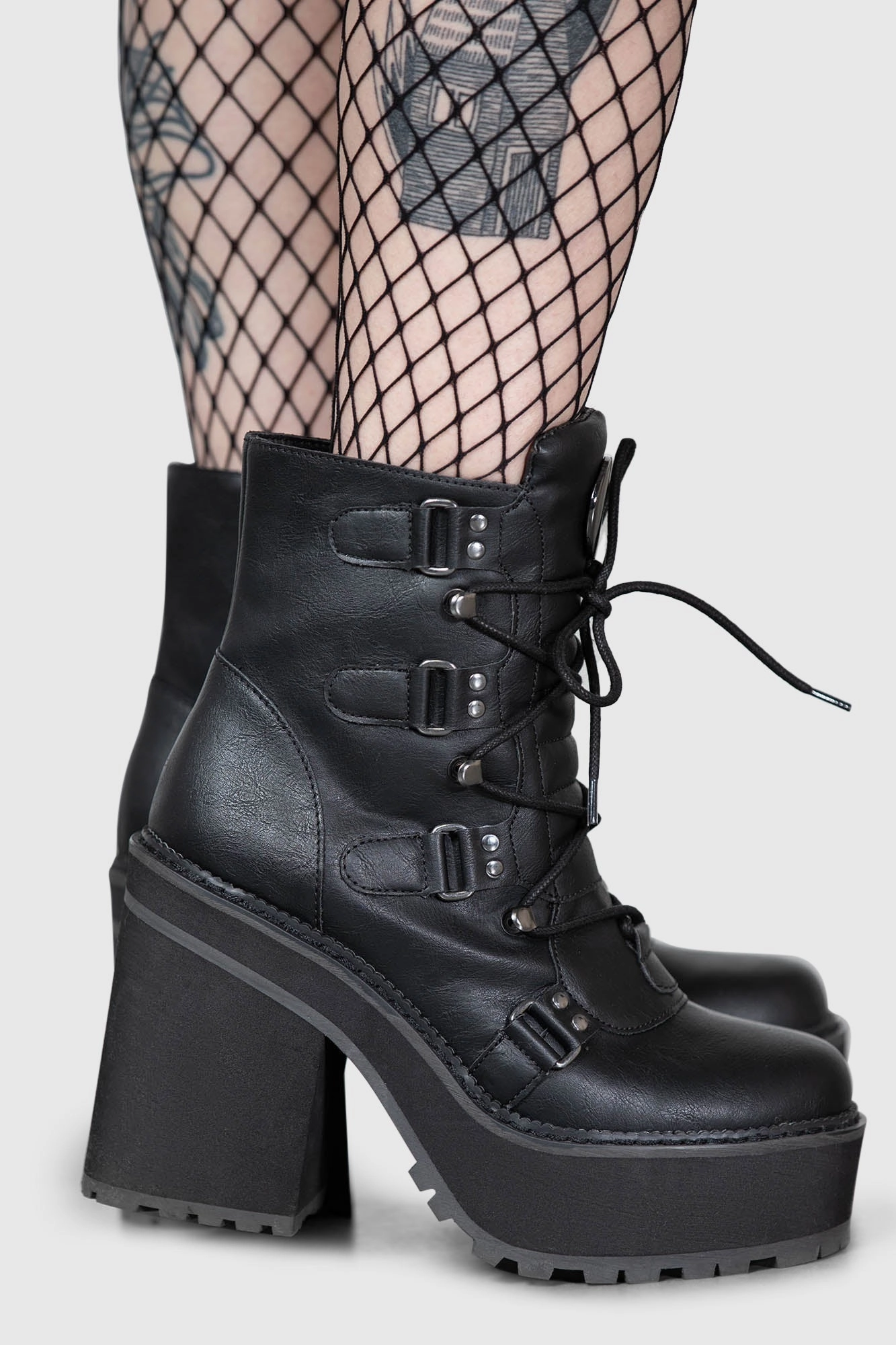 Broom Rider Boots [B] - Resurrect