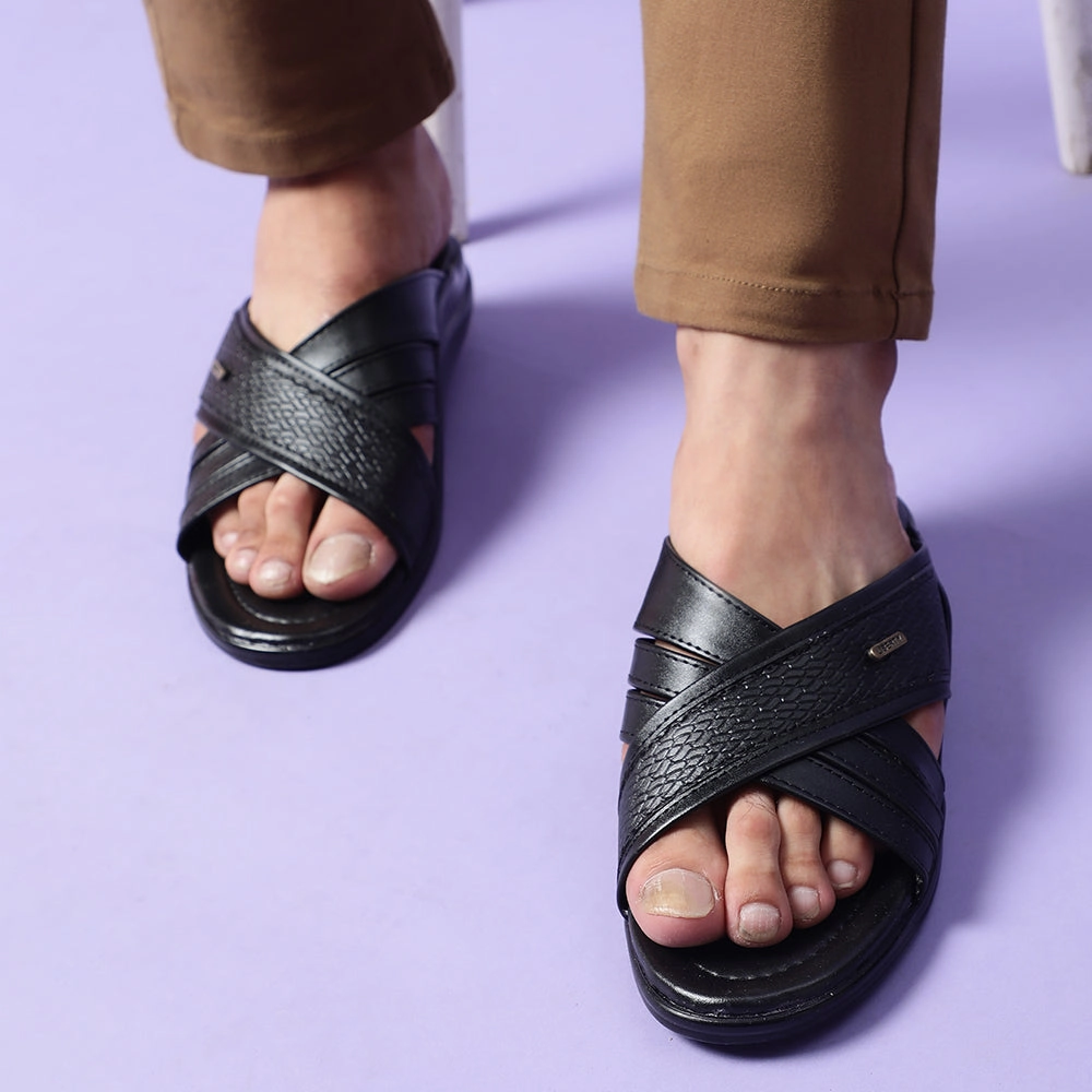Coolers Casual Black Slippers For Men DON By Liberty