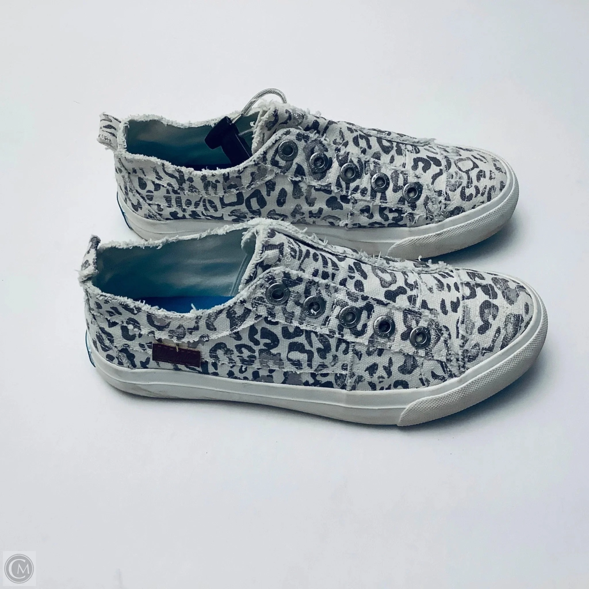 Shoes Sneakers By Blowfish In White, Size: 6.5