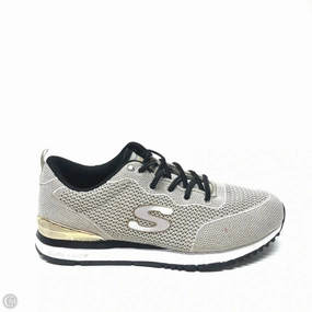 Shoes Sneakers By Skechers In Taupe, Size: 6