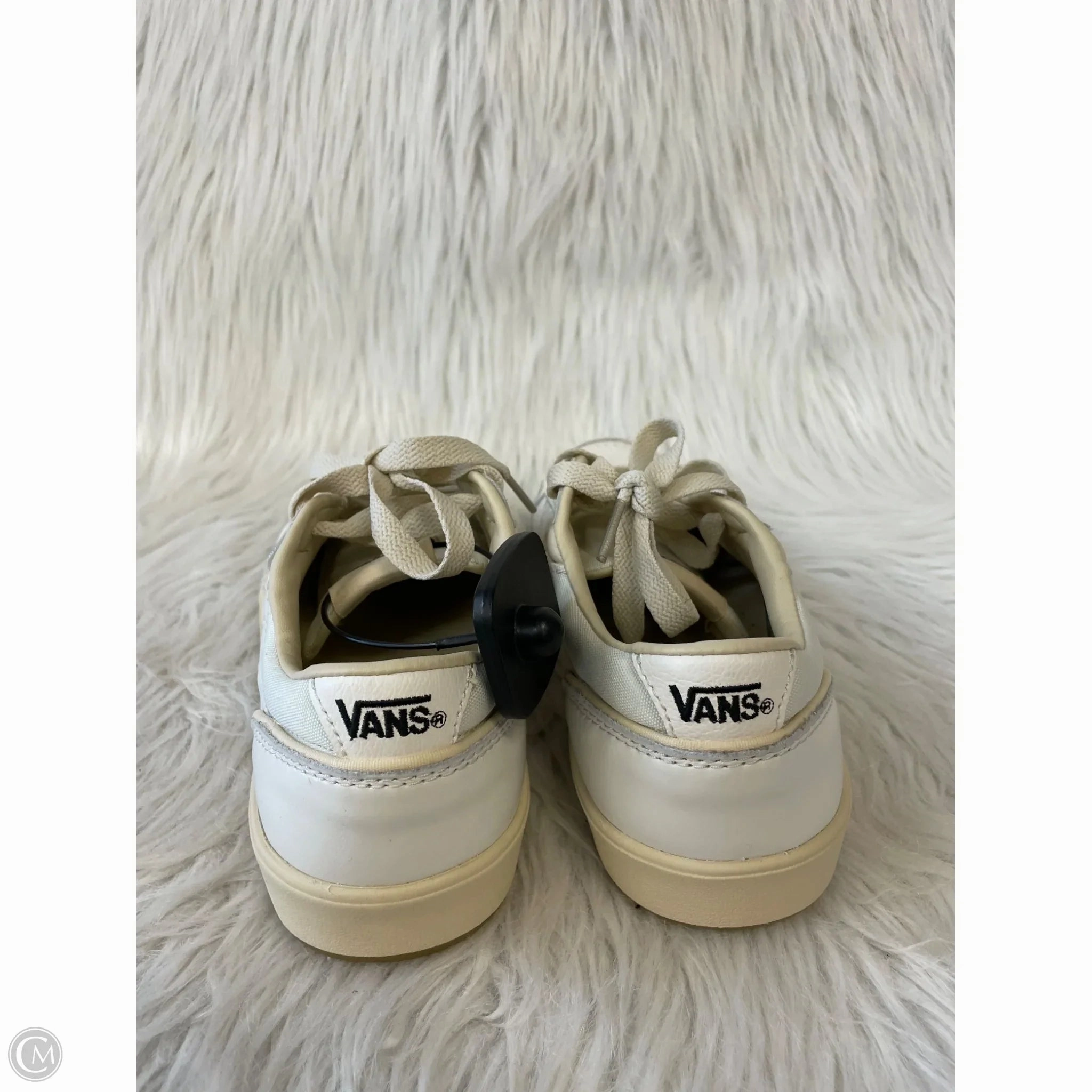 Shoes Sneakers By Vans In Cream & Grey, Size: 7