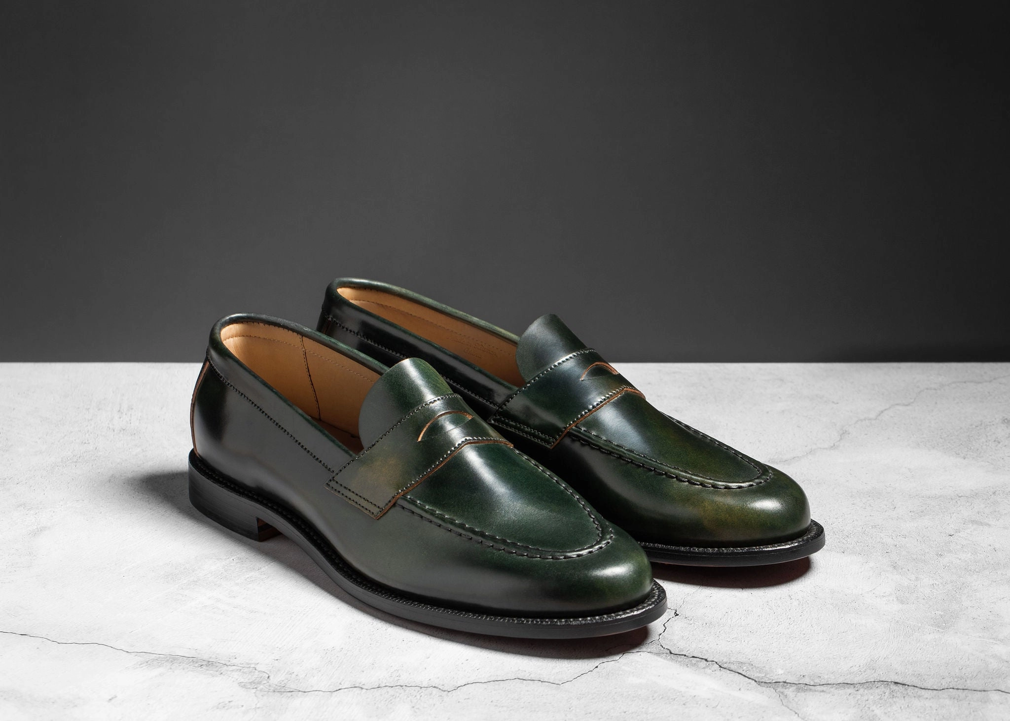 Unlined Traveler Penny Black Marbled Shell Cordovan